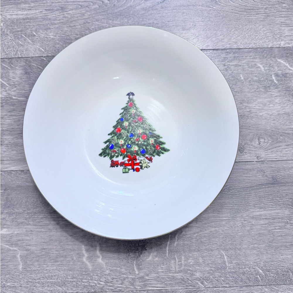 Trisa Fine China Christmas‎ Collection Large Serving Bowl 9.25"